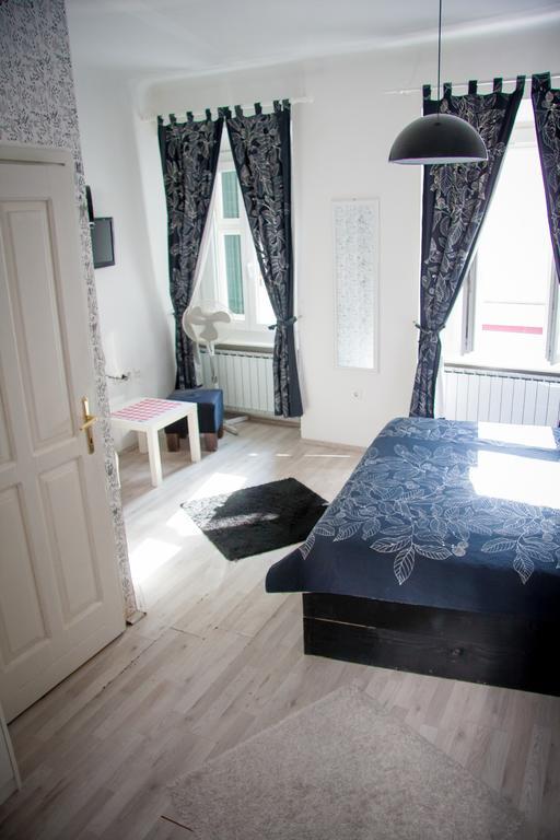 Bascarsija Apartments & Rooms Maribor Room photo
